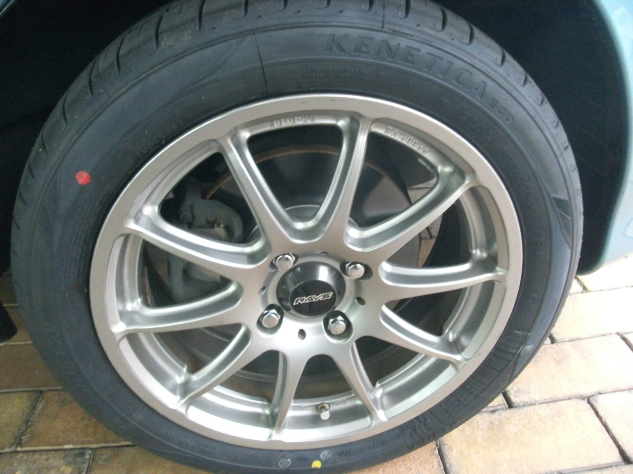 タイヤ交換インプレッション